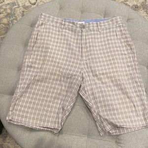 Size 32 j crew men’s shirts. 10.5” length.